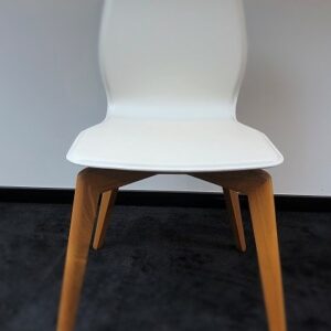 Chaise Tilde